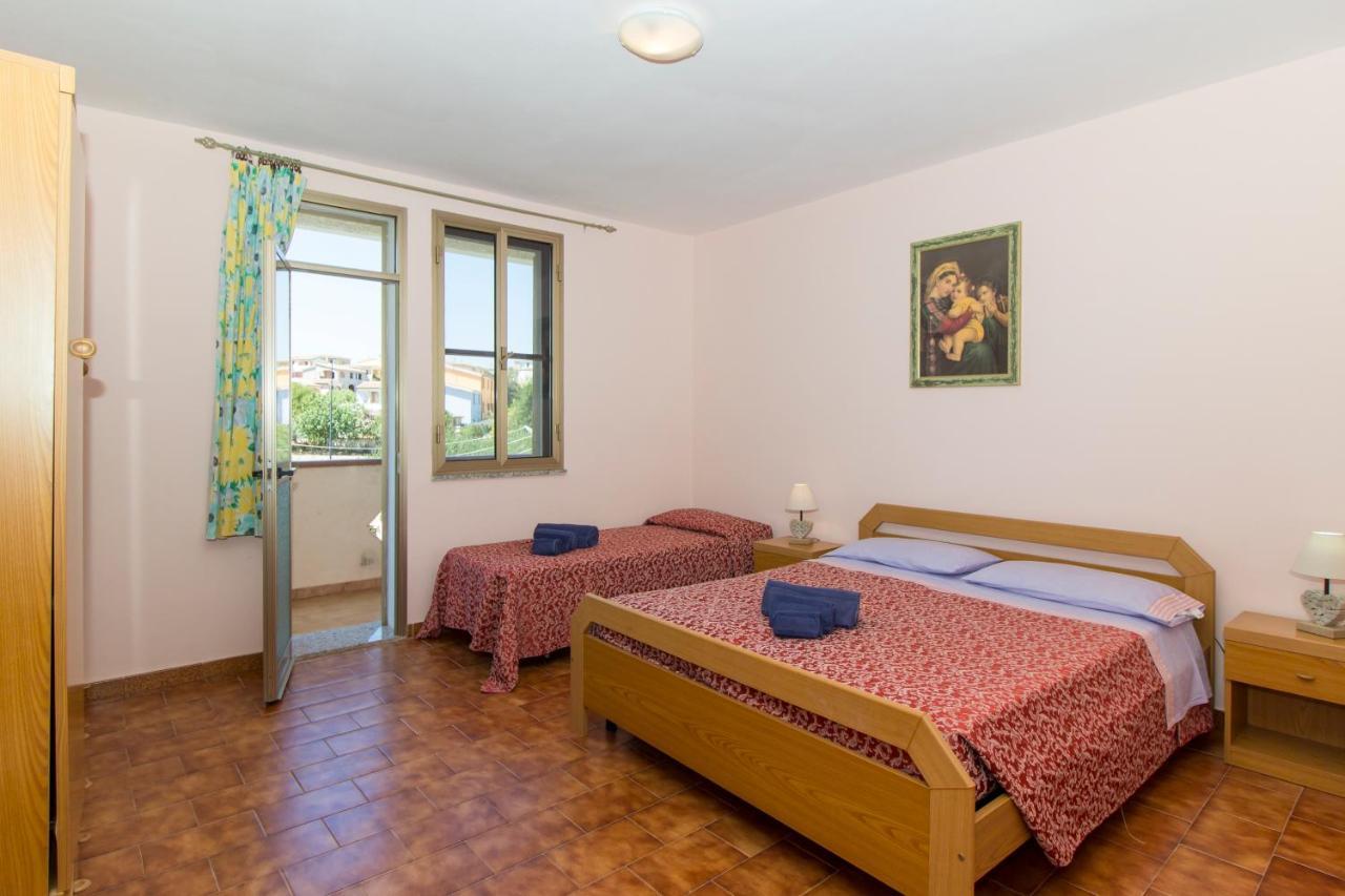 Appartamenti In Villa Con Ampio Giardino Esterno Позада Екстериор снимка